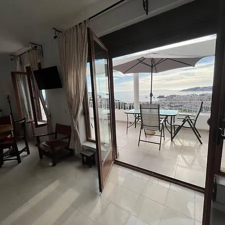 A Little Paradise With Super Views In 公寓 阿尔姆尼卡